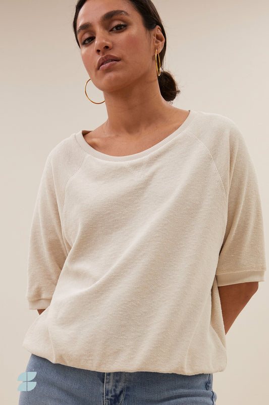 Top flameado Neva - Disponible exclusivamente en nuestra tienda física